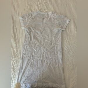 Lululemon Swiftly Tee